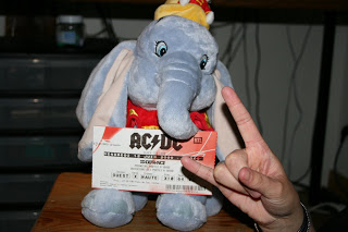 Dumbo et AC/DC !!